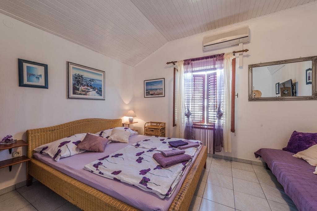Apartments Eva Sukošan Екстериор снимка